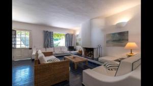 Amazing house in Albufeira - Beach, Swimming Pool and Tennis Courts