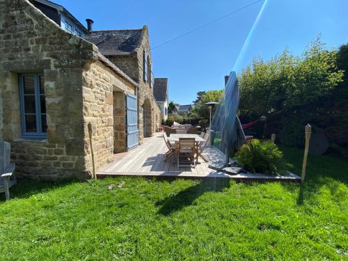 Aod Uhel, Villa de Charme, 20m du bord de mer, Jardin Clos