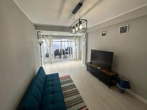 Apartamento T2 com terraço a 100 metros da praia