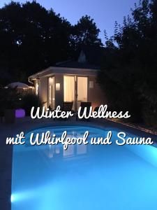 Maison de vacances Apartment TinyHouse mit Pool, Outdoor Whirlpool und Garten Wilhelm-Pieck-Straße 108 15370 Petershagen Brandebourg