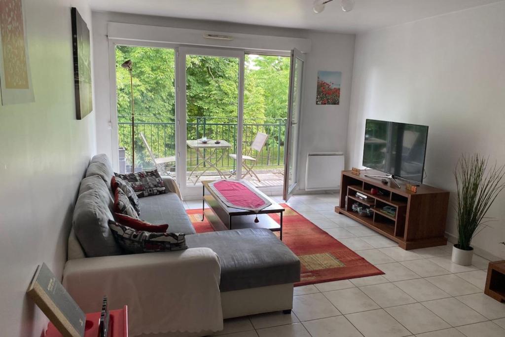 Maison de vacances Appart'Hôtel F3 Next to Paris & Disneyland 4 Rue Arthur Rimbaud 93160 Noisy-le-Grand