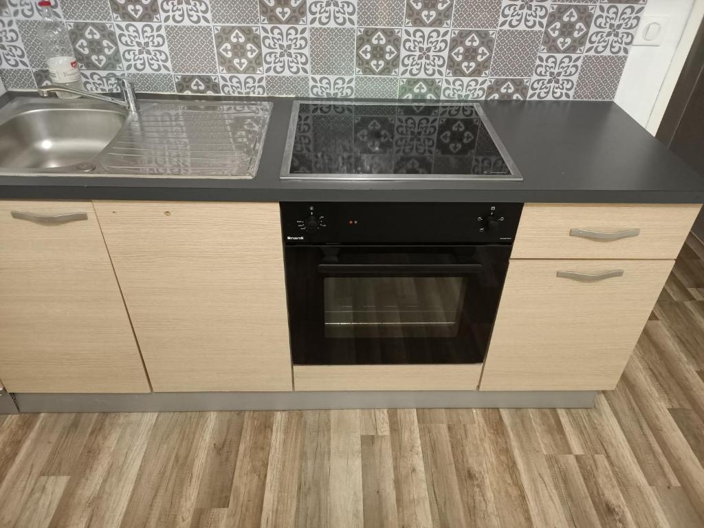 Maison de vacances appartement 2 pieces 40m2 a garges les gonnesse 22 Place de l'Hôtel de ville 95140 Garges-lès-Gonesse