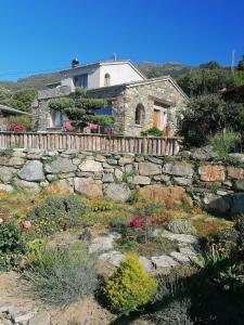 Maison de vacances Appartement dans une maison de charme avec jacuzzi Chemin de la Marine 20228 Pino Corse