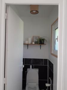 Appartement en lisière de forêt avec étang