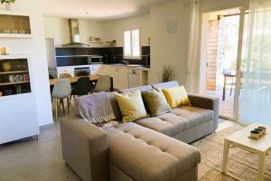Appartement Lena 6 pers piscine 500 m plage