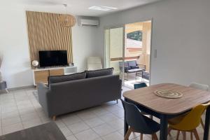 Appartement Serena 4 pers piscine 2 min plage en voiture