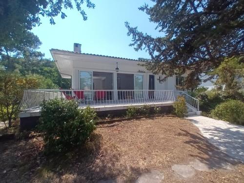 Arcachon Jolie maison de vacances avec 4 chambres et grand jardin