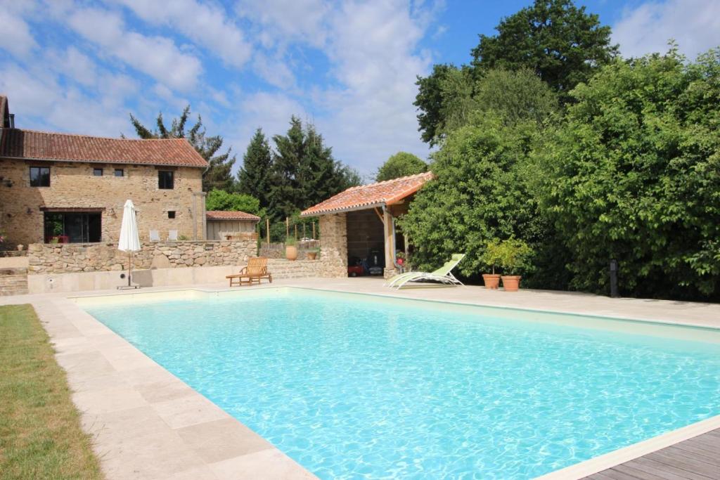 Maison de vacances Artbarn 10, Grateloube 87230 Champsac