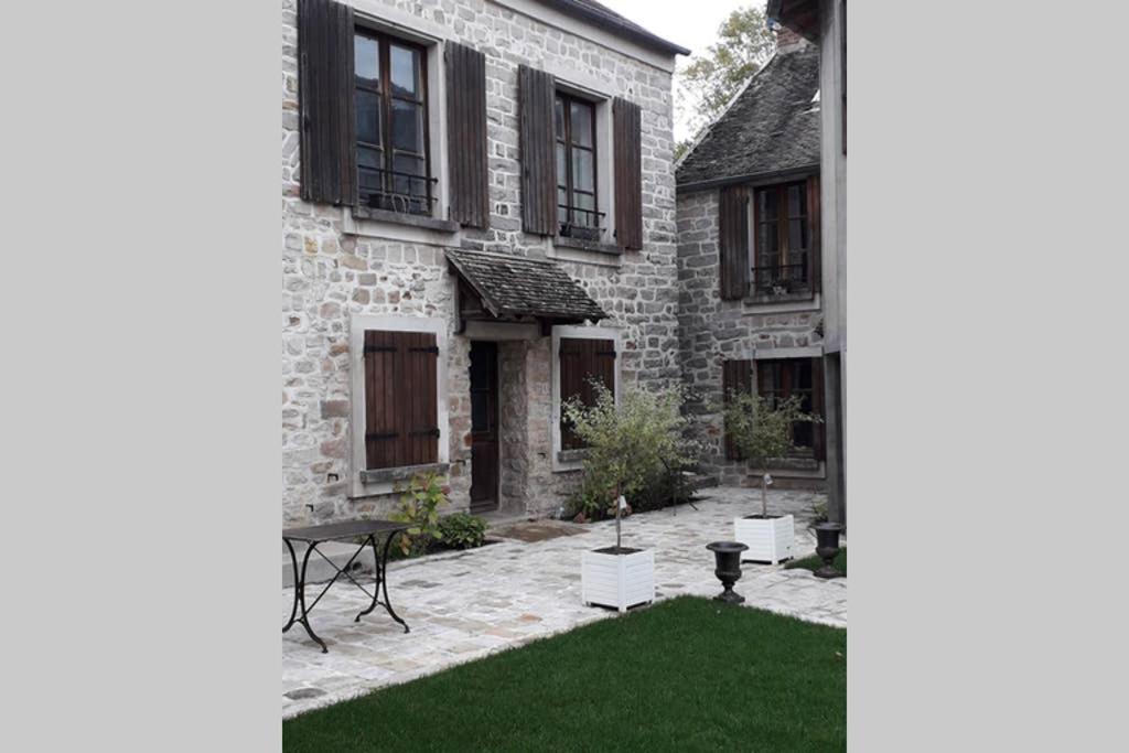 Maison de vacances ARTEMIS GÎTE 38 Grande Rue 77630 Barbizon