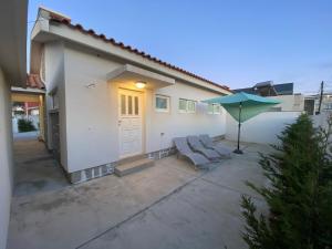 Maison de vacances Arvore Beach House Rua 43, 10 A, Areia, Árvore 4480-084 Porto Région Nord