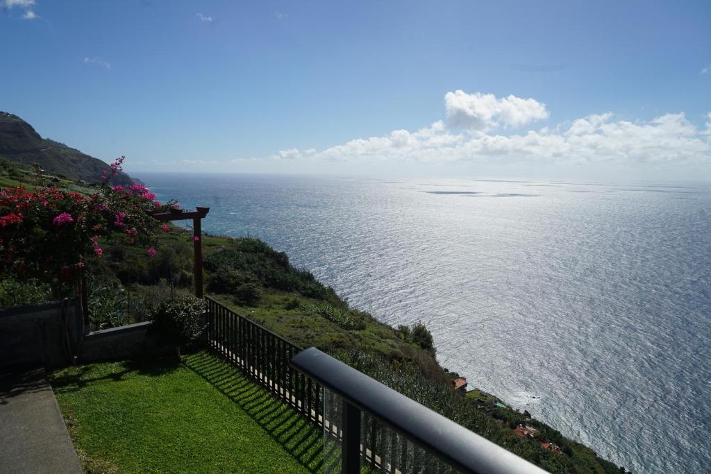 Atlantis Country House Vereda Beira da Rocha nº41 Massapez, 9370-033 Calheta