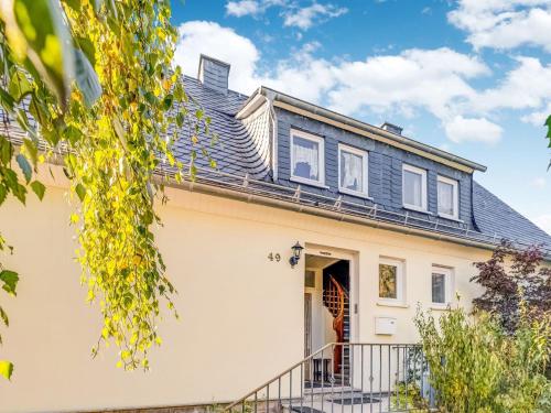 Attractive Holiday Home In Medebach with Barbecue