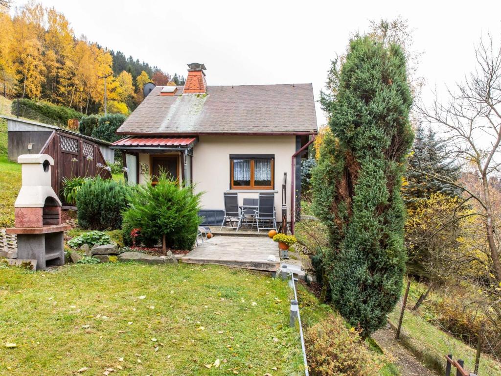 Attractive holiday home in Sch nbrunn with garden , 98667 Schönbrunn