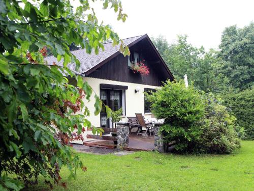 Attractive Holiday home in Waltershausen with Fireplace