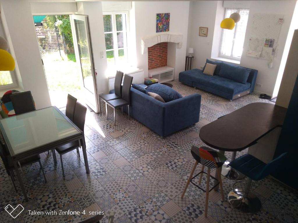 Au Coeur de Reigny 1 Rue d'en Bas, 18300 Les Epsailles