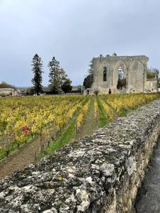 Au coeur des vignobles et de parcours de golfs