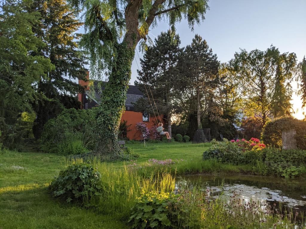 Maison de vacances Auszeitoase Freystadt - Park, Billard, Sauna - ideal für Familientreffen Am Stadtgraben 32 92342 Freystadt