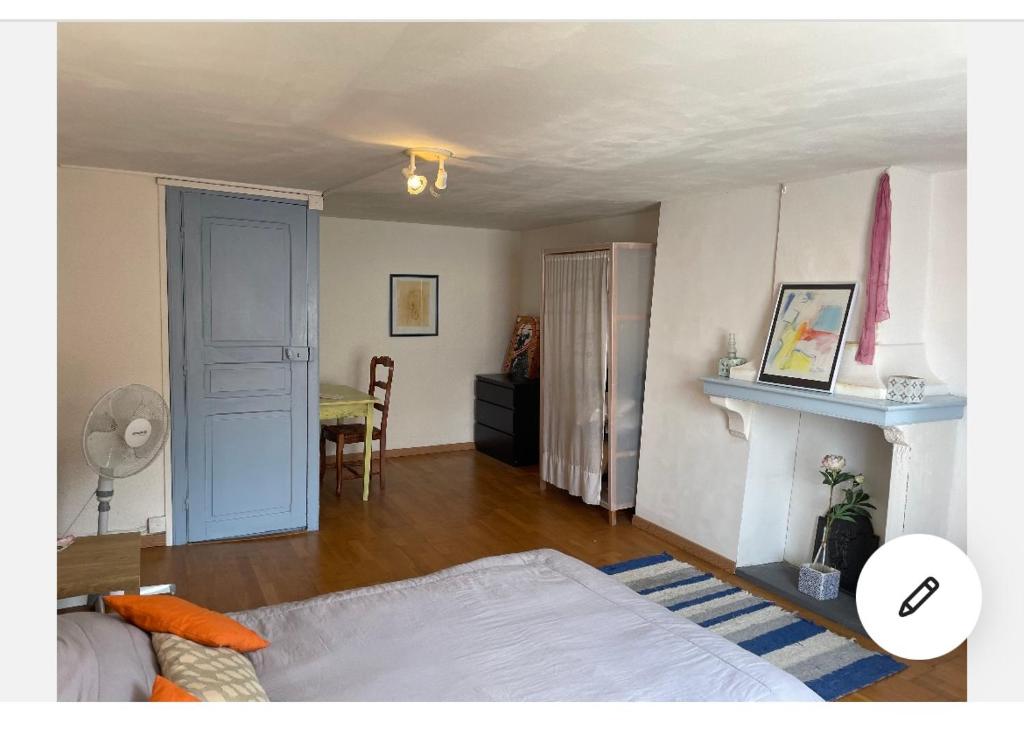 Authentic 1 bedroom house in Limoux 26 Rue de l'Orme, 11300 Limoux