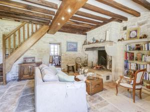 Maison de vacances Authentic Burgundian Farmhouse in Talon with Fireplace  58190 Talon Bourgogne