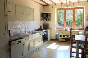 Auvignac House, a spacious property for 20 people.