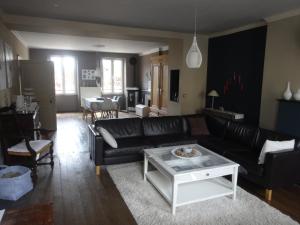 Aux chambres de l Isle