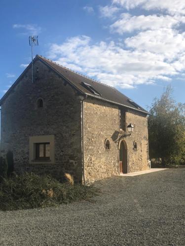 MAISON DE VACANCES AVEC PISCINE INTERIEURE - Le Grand Champagne Saint-Victeur france