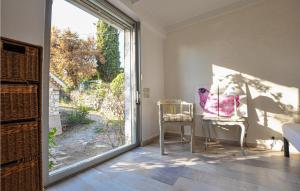 Awesome apartment in La Gaude with WiFi, Outdoor swimming pool and Swimming pool