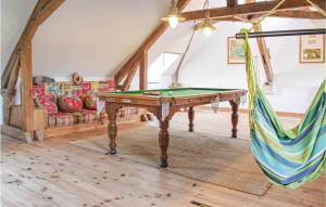Awesome home in Barbery with 6 Bedrooms and WiFi
