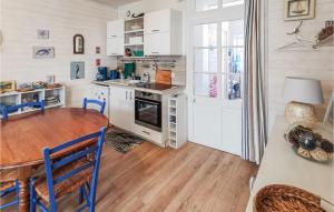 Awesome home in Batz sur mer with WiFi and 1 Bedrooms