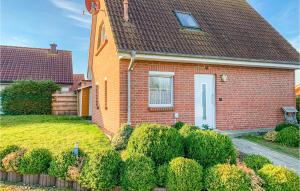 Awesome home in Beckerwitz with 2 Bedrooms and WiFi