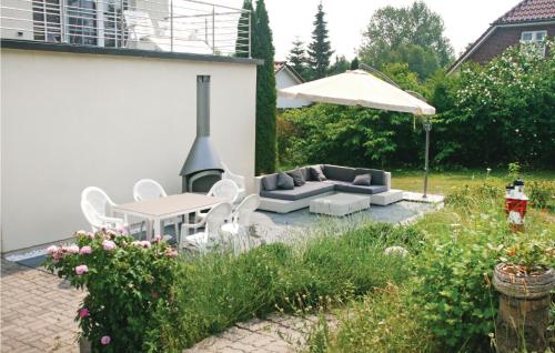 Awesome home in BeckerwitzHohenkirchen with 3 Bedrooms, Sauna and WiFi