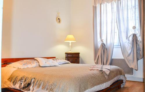 Awesome home in Bergerac with 3 Bedrooms, WiFi and Outdoor swimming pool