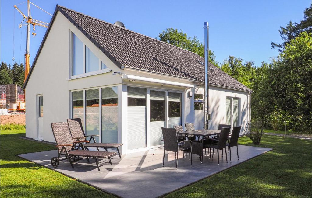 Awesome home in Bitburg-Prm with 3 Bedrooms and Sauna Wolfsschlucht 5, 54595 Gondenbrett