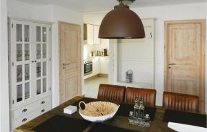 Awesome home in Breege-Juliusruh with 2 Bedrooms, Sauna and WiFi