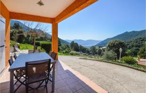 Maison de vacances Awesome home in Casalabriva with 3 Bedrooms and WiFi  20140 Casalabriva Corse