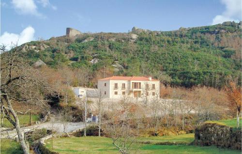Awesome home in Celeiro do Monte with 4 Bedrooms, WiFi and Outdoor swimming pool