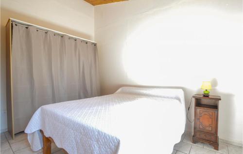 Awesome home in Cervione w/ 2 Bedrooms