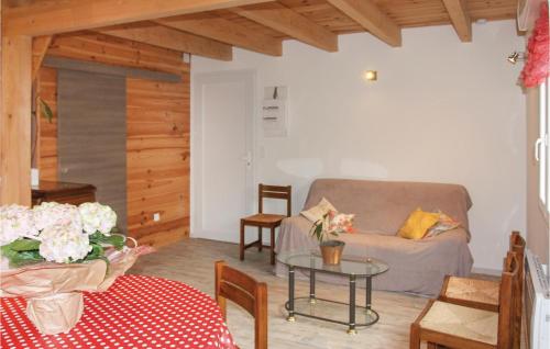 Awesome home in Espenel with 1 Bedrooms and WiFi