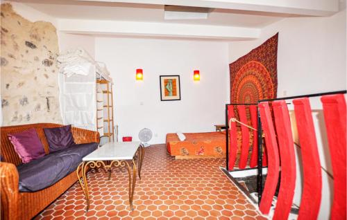 Awesome home in Estagel with 2 Bedrooms and WiFi