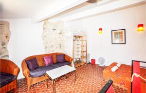 Awesome home in Estagel with 2 Bedrooms and WiFi