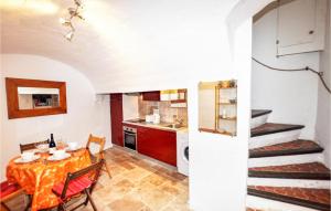 Awesome home in Estagel with 2 Bedrooms and WiFi