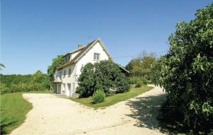 Awesome home in Eyliac with 5 Bedrooms, WiFi and Outdoor swimming pool