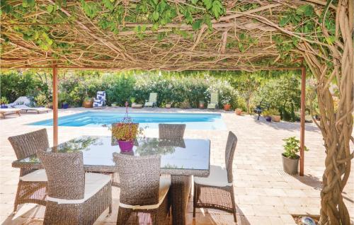 Awesome home in Fayence with WiFi, Private swimming pool and Outdoor swimming pool