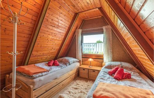 Awesome home in Friedrichskoog with 2 Bedrooms and WiFi