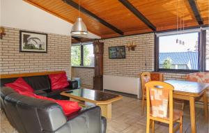 Awesome home in Gerolstein with 3 Bedrooms and WiFi
