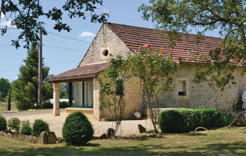 Awesome home in Gindou with 2 Bedrooms, Private swimming pool and Outdoor swimming pool