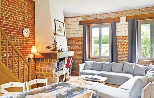 Awesome home in Gouy St, Andre with 3 Bedrooms and WiFi
