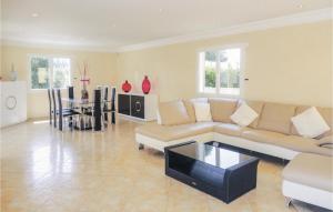Awesome home in Grau dAgde with 4 Bedrooms, WiFi and Outdoor swimming pool