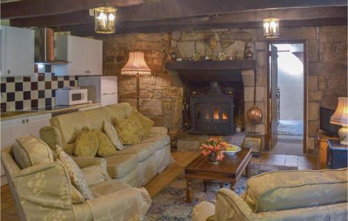 Awesome home in Guern with 3 Bedrooms and WiFi
