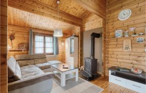 Awesome home in Hayingen with Sauna and 3 Bedrooms